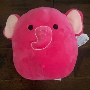 NWT Squishmallows Evelyn